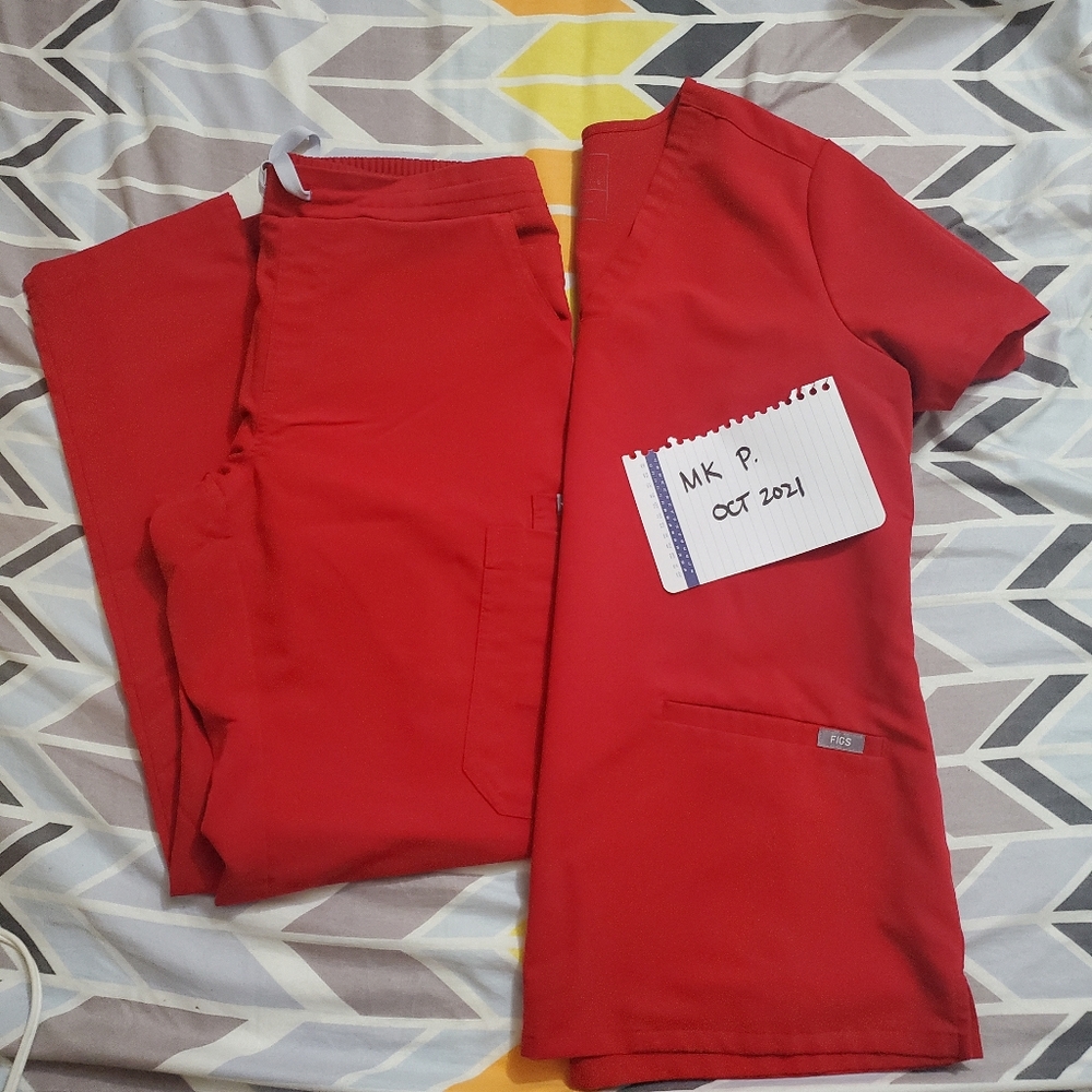 Figs scrubs set